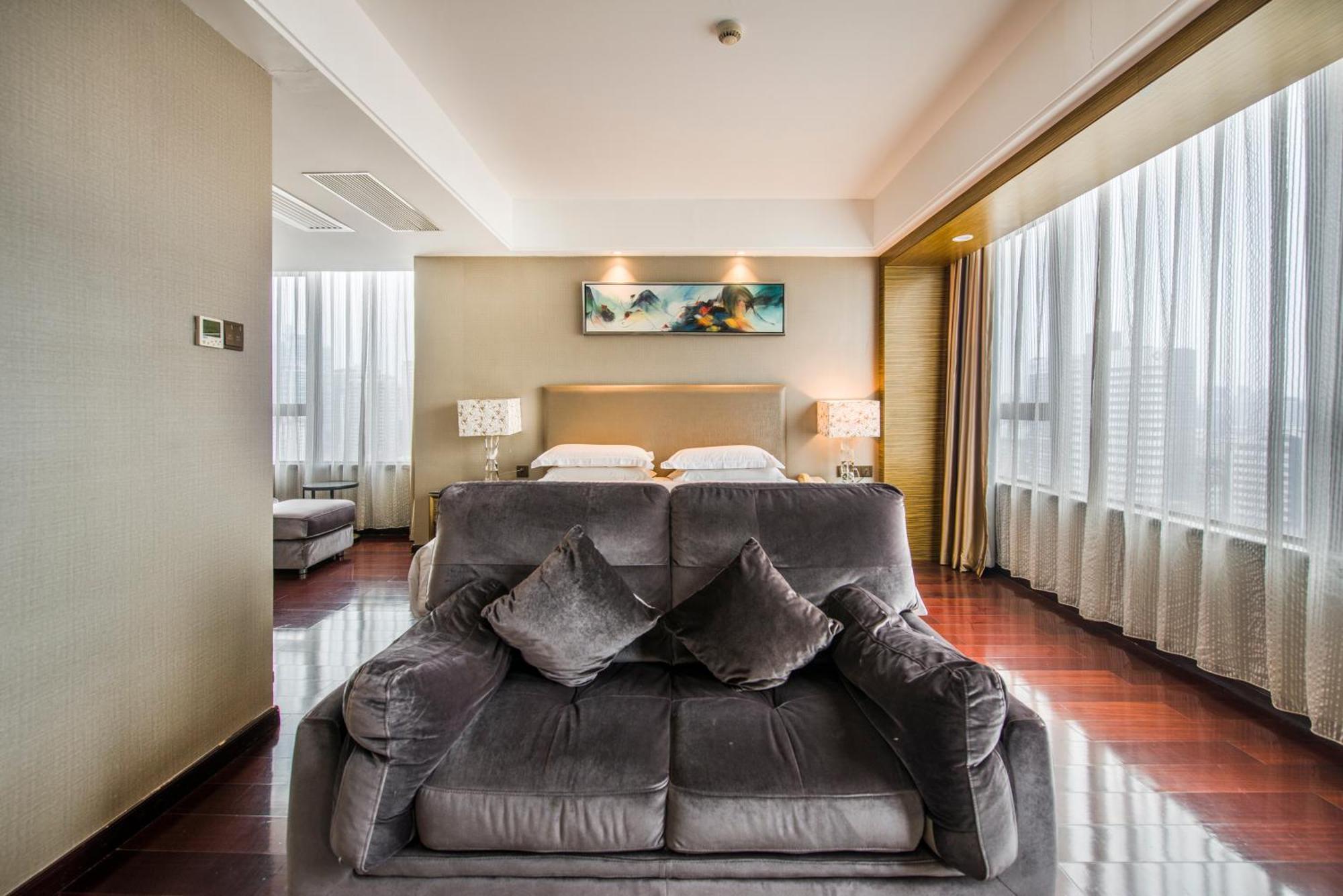 La Perle International Hotel - Free Shuttle Between Hotel And Exhibition Center During Canton Fair & Exhibitor Registration Counter Oda fotoğraf